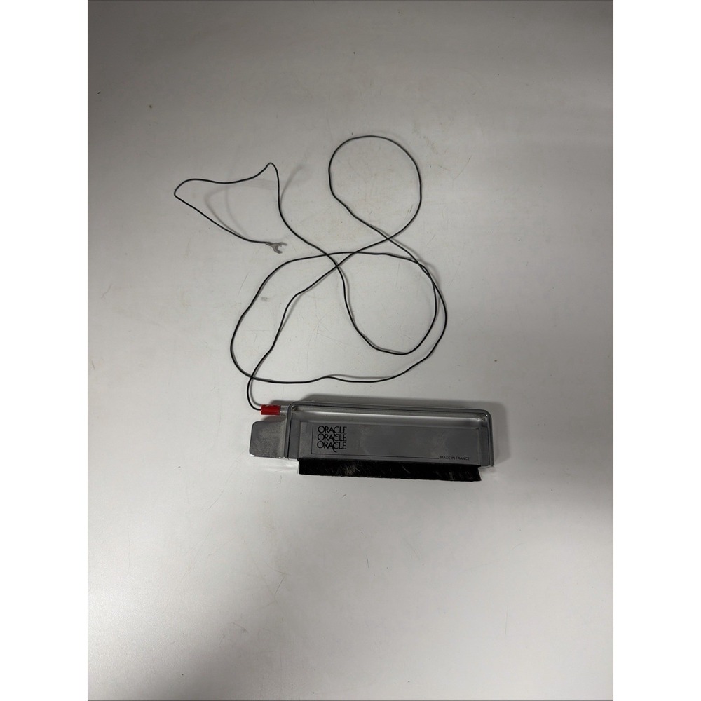 Oracle Carbon Fiber Record Brush, a vintage